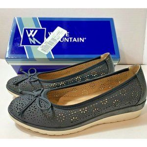 White Mountain Surprise Black/Smooth Shoe Size 8 Flat with Bow